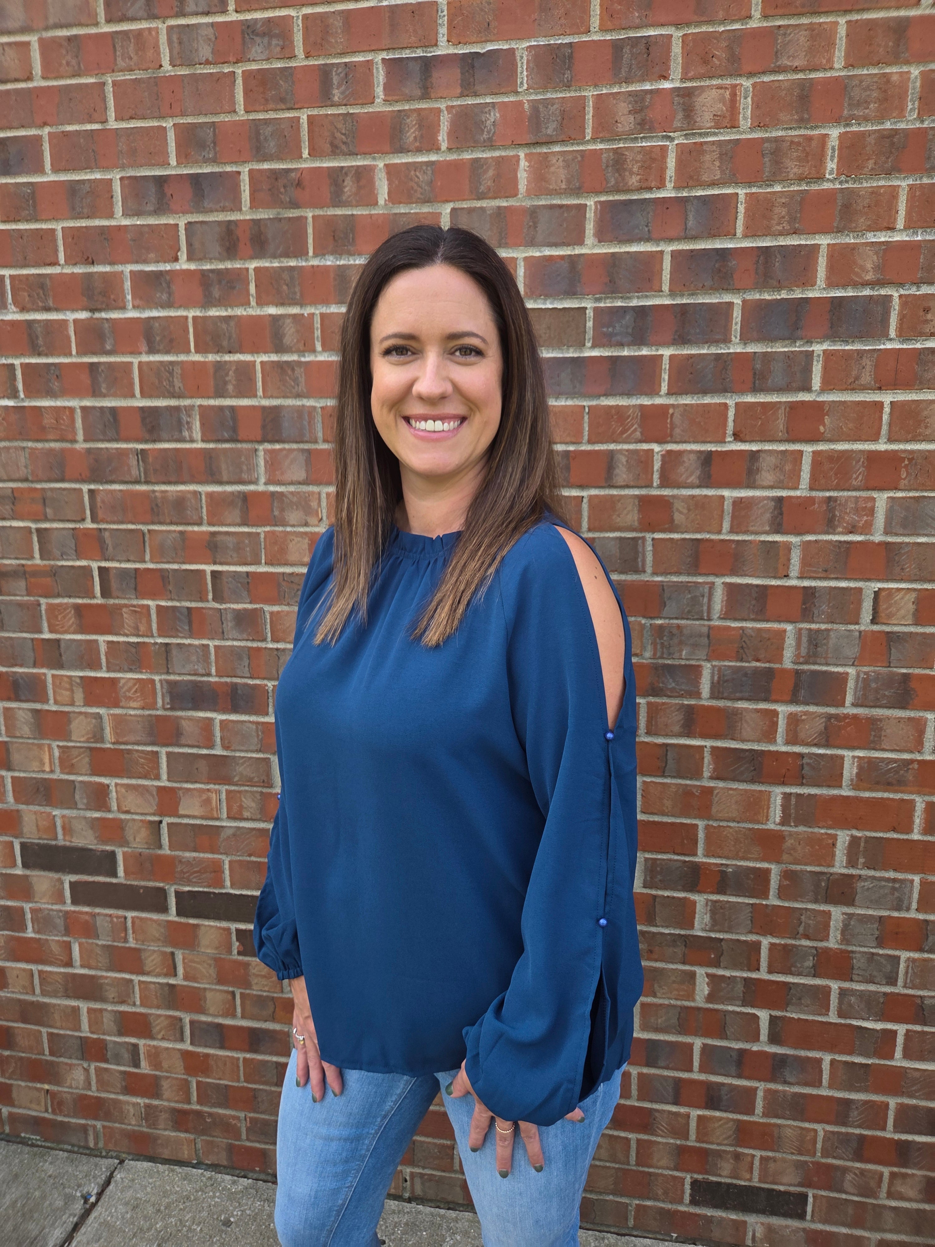 Open Shoulder Long Sleeve Shirt